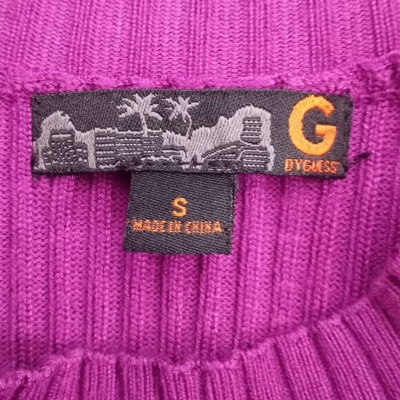 G BY GUESS PURPLE/MAGENTA KEY HOLE COLD SHOULDER SWEATER SZ.S EUC. - Picture 4 of 6